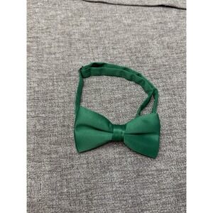 Green Mens Bow Tie Christmas Mardi Gras St. Patrick's Day